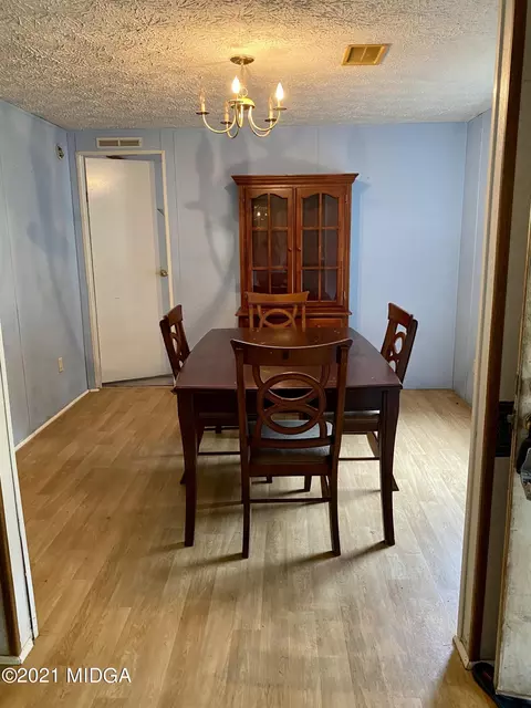 255 Edgewater Dr, Byron, GA 31008 photo 4