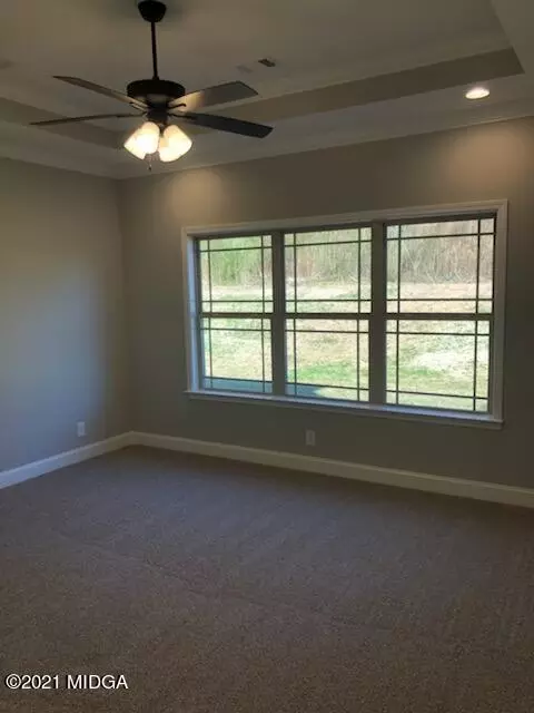 415 Barbara Ct, Forsyth, GA 31029 photo 6