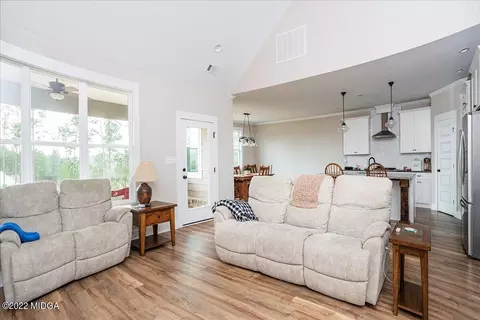 17 Creekside Trl, Forsyth, GA 31029 photo 6