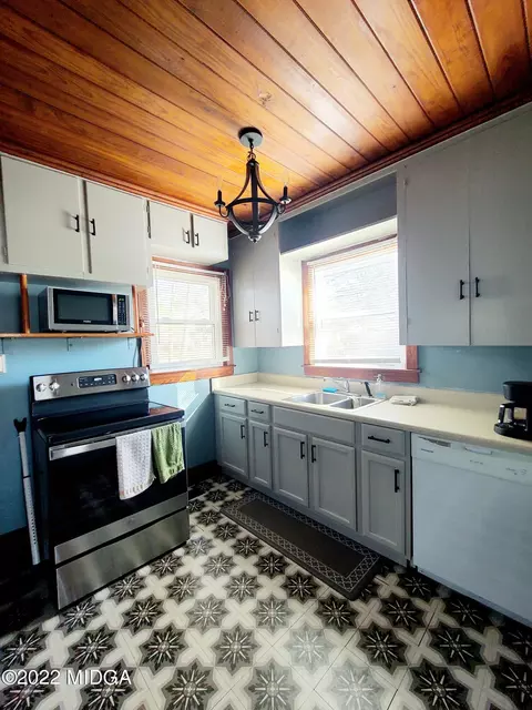 261 Sunset Ter, Forsyth, GA 31029 photo 9