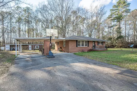 327 Haddock Dr, Haddock, GA 31033 photo 2