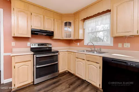 302 Silver Cir, Warner Robins, GA 31093 photo 13