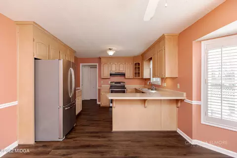 302 Silver Cir, Warner Robins, GA 31093 photo 10