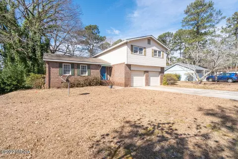 101 Devonshire Rd, Warner Robins, GA 31088 photo 3