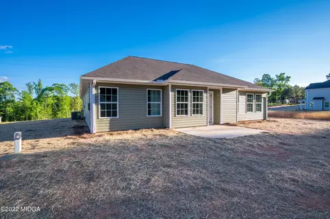 124 Tyler Dr, Forsyth, GA 31029 photo 3