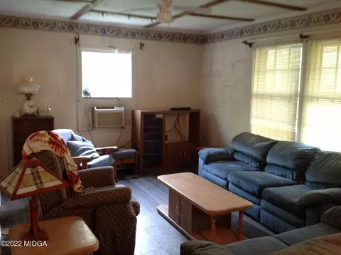 1736 Ga Highway 22, Haddock, GA 31033 photo 2