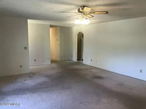 1589 Hamlin Rd, Lizella, GA 31052 photo 3