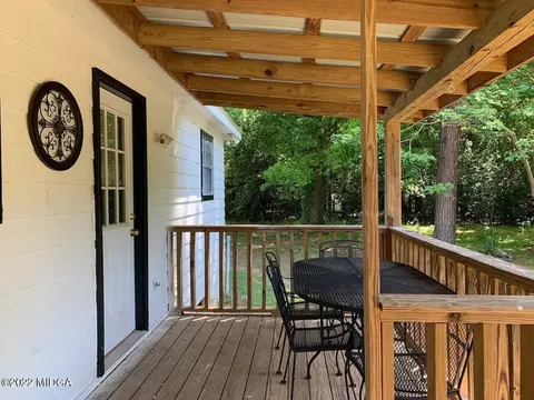 355 Giles Rd, Byron, GA 31008 photo 3