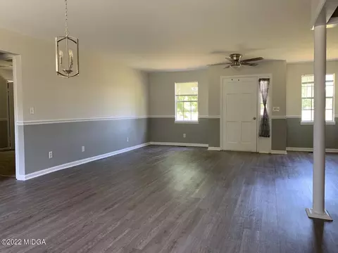 355 Giles Rd, Byron, GA 31008 photo 4