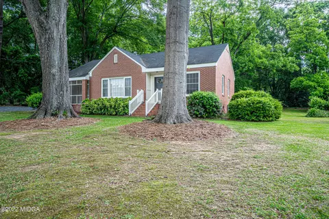 340 Sunset Cir, Forsyth, GA 31029 photo 2