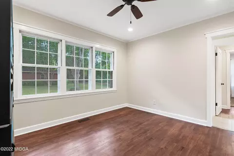 340 Sunset Cir, Forsyth, GA 31029 photo 17