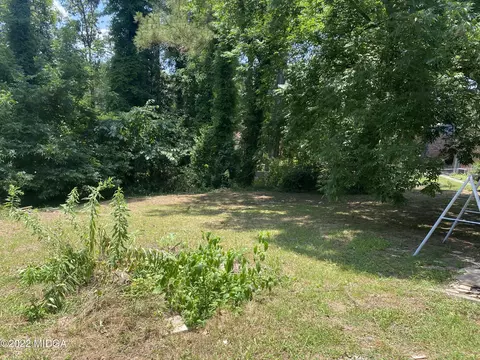 232 Randall Dr, Warner Robins, GA 31088 photo 2