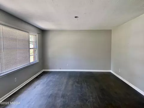 232 Randall Dr, Warner Robins, GA 31088 photo 3