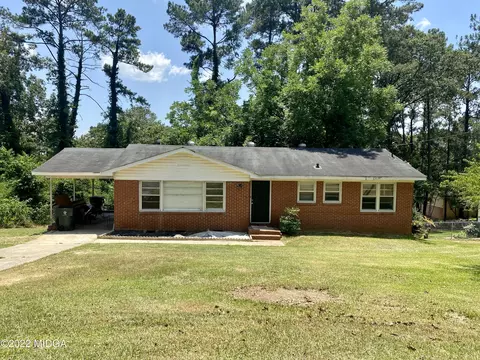 232 Randall Dr, Warner Robins, GA 31088 photo 1