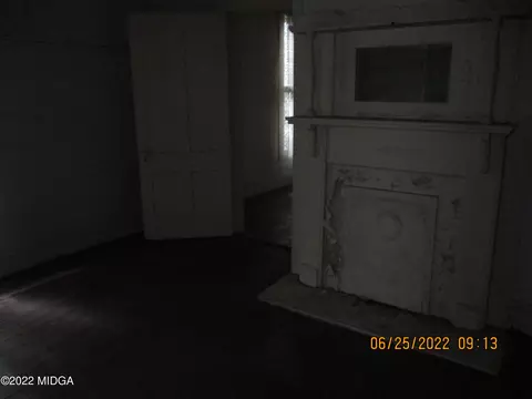 207 Beech St, Cochran, GA 31014 photo 5