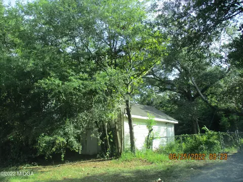 207 Beech St, Cochran, GA 31014 photo 18