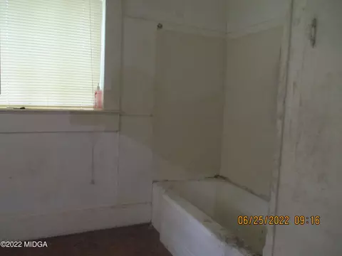 207 Beech St, Cochran, GA 31014 photo 12