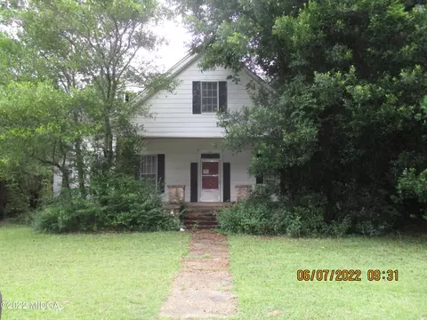 207 Beech St, Cochran, GA 31014 photo 1
