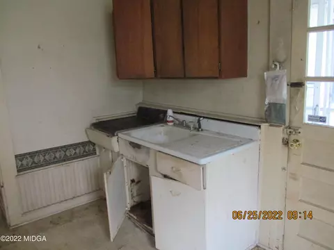 207 Beech St, Cochran, GA 31014 photo 7