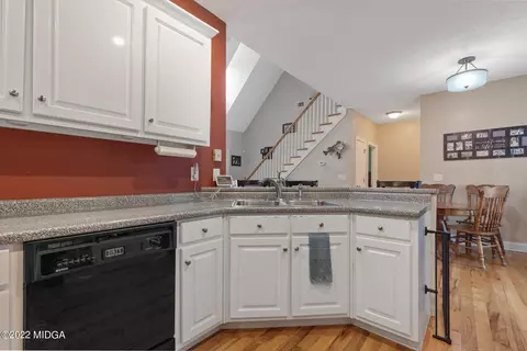 294 Crestview Trce, Gray, GA 31032 photo 10