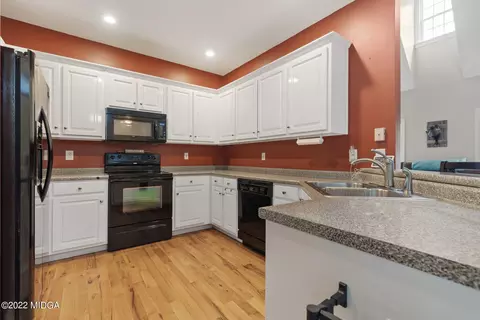 294 Crestview Trce, Gray, GA 31032 photo 9