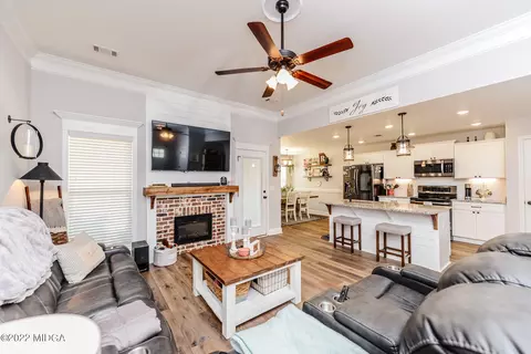 206 Kathryn Pl, Centerville, GA 31028 photo 2