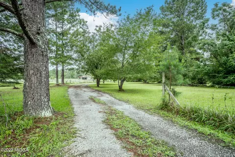 130 Apple Hill Dr, Haddock, GA 31033 photo 4