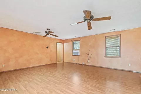 130 Apple Hill Dr, Haddock, GA 31033 photo 6