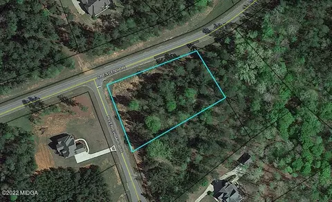 702 Crescent Dr, Forsyth, GA 31029 photo 1