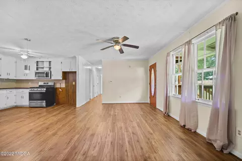 194 Short St, Jackson, GA 30233 photo 8