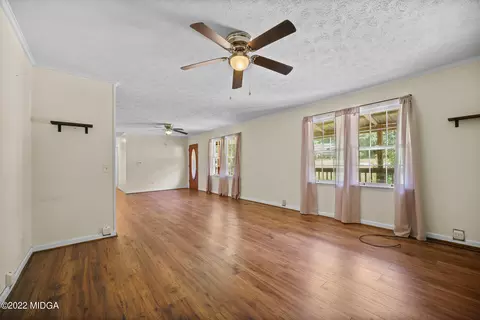 194 Short St, Jackson, GA 30233 photo 6
