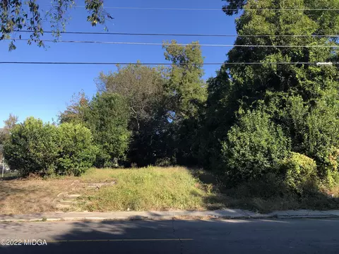 740 Main St, Macon, GA 31217