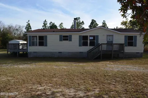 190 Pine Valley Dr, Byron, GA 31008 photo 2