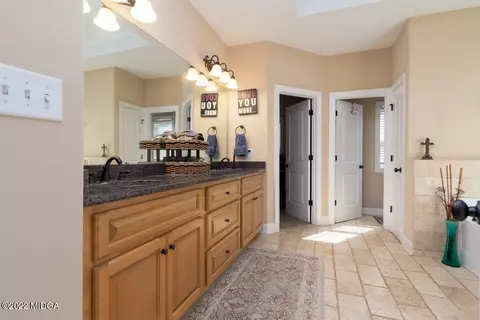 40 River Rapids Dr, Forsyth, GA 31029 photo 16