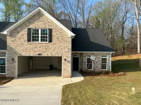 252 High Ridge Ct, Macon, GA 31220