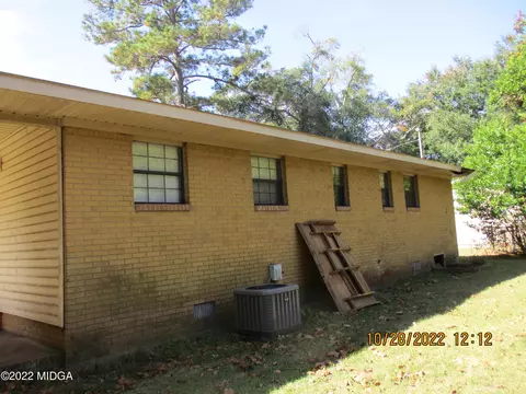 1104 Gaines Dr, Perry, GA 31069 photo 4