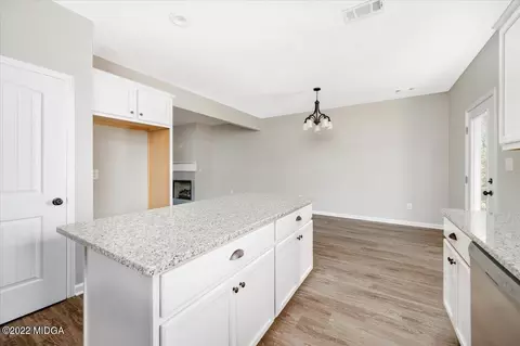 229 Davis Rd, Gray, GA 31032 photo 11