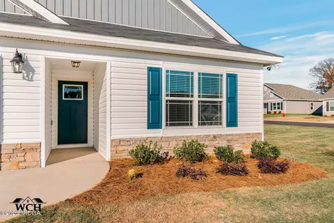 206 Red Tail Cir, Byron, GA 31008 photo 2