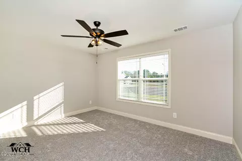 206 Red Tail Cir, Byron, GA 31008 photo 3