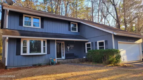 1039 King Arthur Dr, Macon, GA 31220