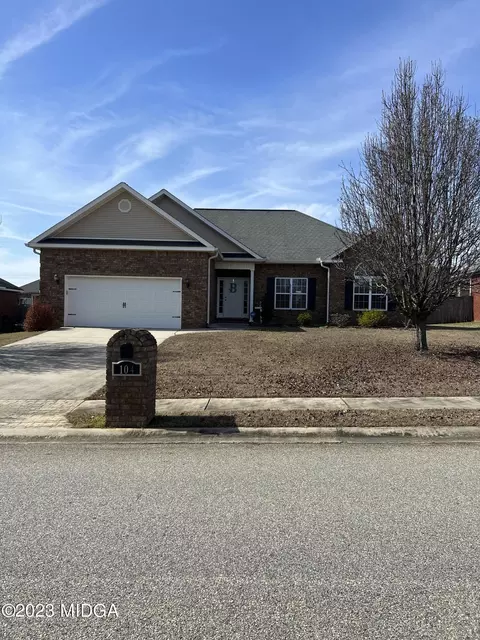 104 Hampton Meadoes Dr, Bonaire, GA 31005