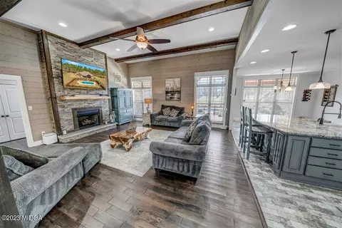 925 Broken Arrow Trl, Perry, GA 31069 photo 10