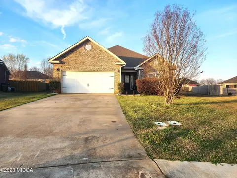 108 Ritz Ln, Perry, GA 31069 photo 1