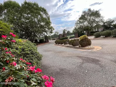 1005 Eagle Feather Trl, Perry, GA 31069 photo 3