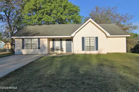 102 Ridge Ct, Centerville, GA 31028 photo 1