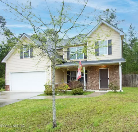 351 Scarlet Oaks Dr, Macon, GA 31220