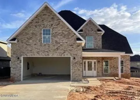 307 Falls Dr, Bonaire, GA 31005