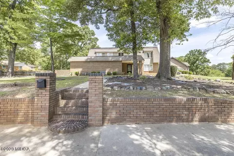 117 Freeman Dr, Warner Robins, GA 31088