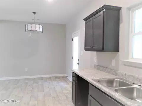 207 Needlecrest Dr, Gray, GA 31032 photo 4