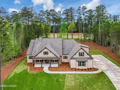 107 River Overlook, Forsyth, GA 31029 photo 2